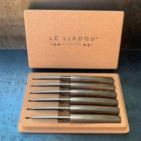 Couteaux de table Liadou en Noyer (coffret de 4 ou 6 pièces)