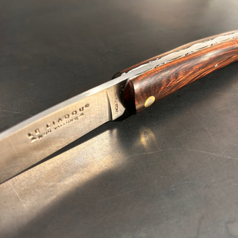 Liadou Exception in Ebony with Chiseled Plates