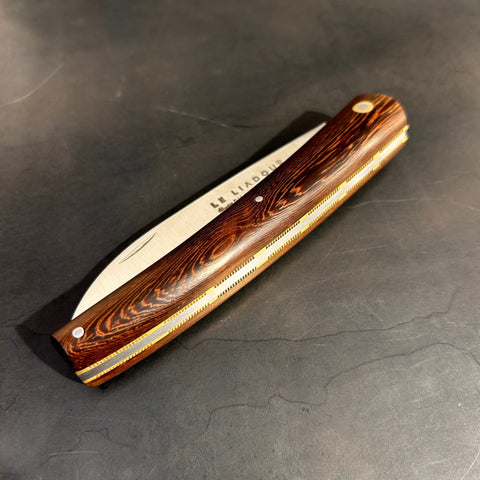 Liadou Exception in olive wood & Chiseled Plates