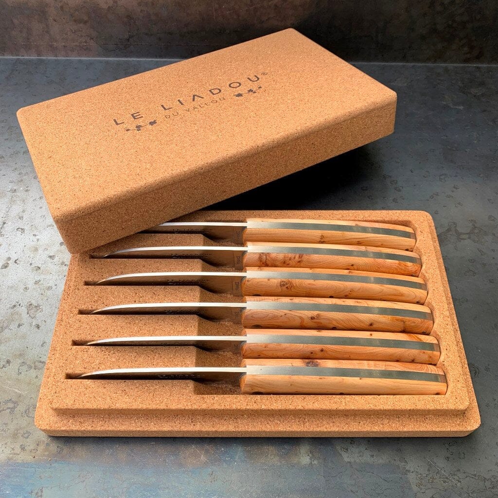 Coffret couteaux de table en genevrier