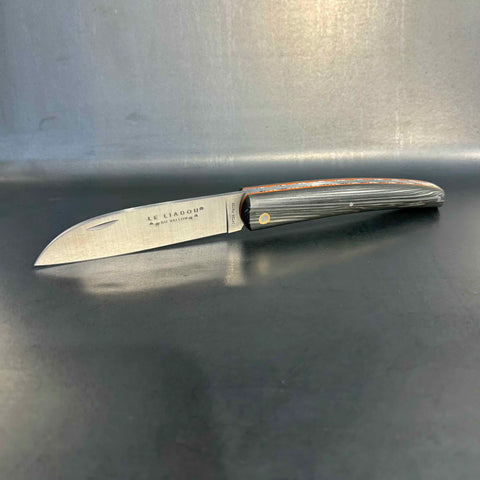Liadou Exception in carbon fibre/brass inserts & Chiselled plates