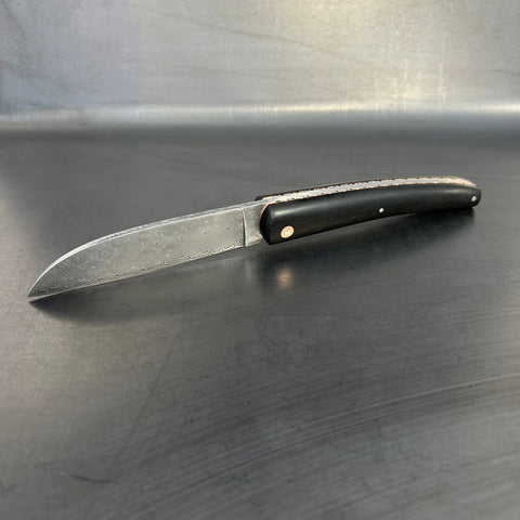 Liadou Exception in Ebony with Chiseled Plates