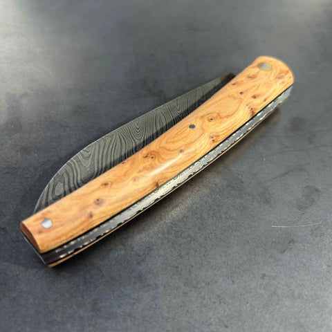 Liadou Exception in Juniper & Carbon Damascus Blade