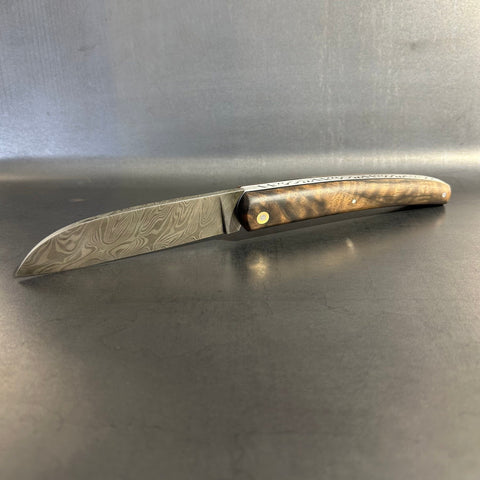 Liadou Exception in Vallon Walnut & Chiseled Plates