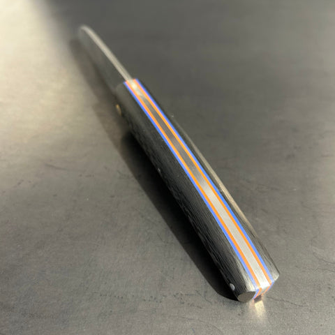 Liadou Exception in Carbon Fiber & "Lightweight" blue G10 plates