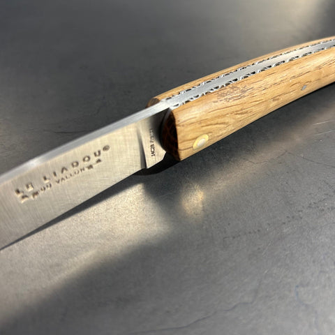 Liadou Exception in cask oak & Chiseled Plates