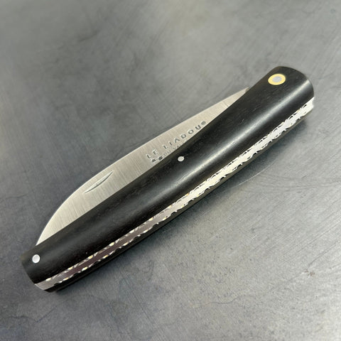 Liadou Exception in Ebony with Chiseled Plates