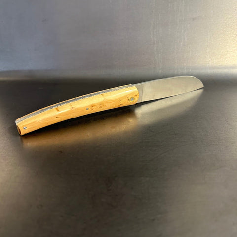 Liadou ® Exception in Juniper & Chiseled Plates