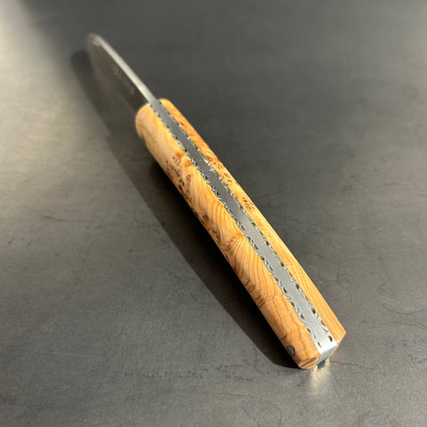 Liadou ® Exception in Juniper & Chiseled Plates