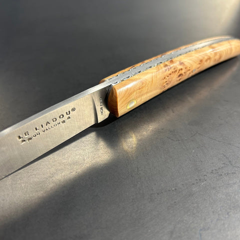 Liadou ® Exception in Juniper & Chiseled Plates