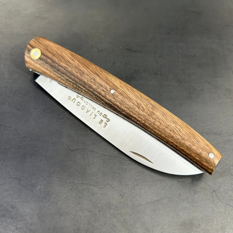 Liadou Exception in Vallon Walnut & Chiseled Plates