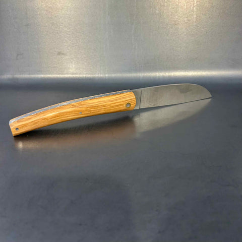 Liadou Exception in olive wood & Chiseled Plates