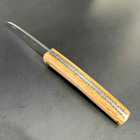 Liadou Exception in olive wood & Chiseled Plates