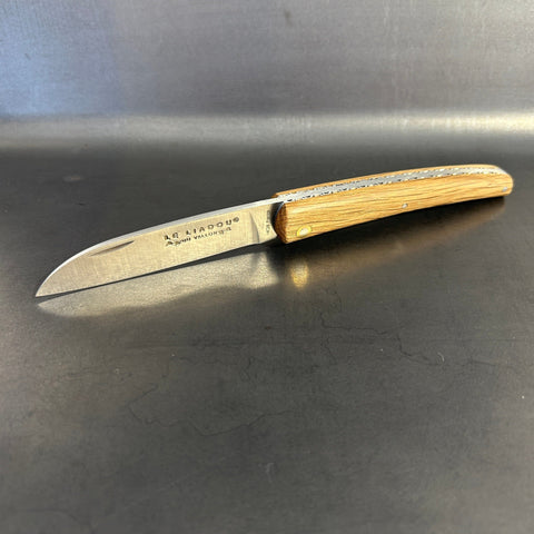 Petit Liadou in Cask Oak & Chiseled Plates