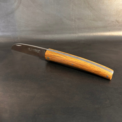 Petit Liadou in Cask Oak & Chiseled Plates