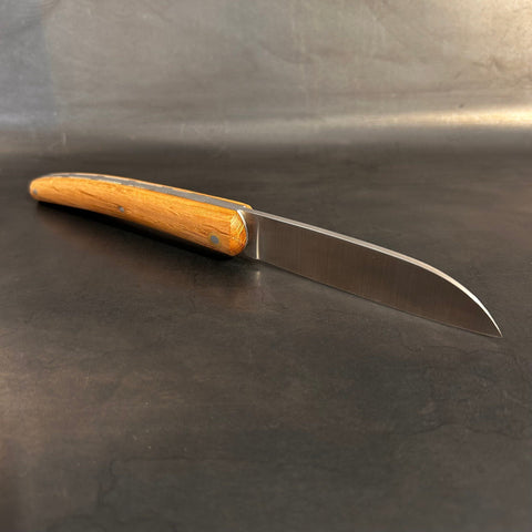 Petit Liadou in Cask Oak & Chiseled Plates