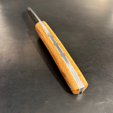 Petit Liadou in Cask Oak & Chiseled Plates