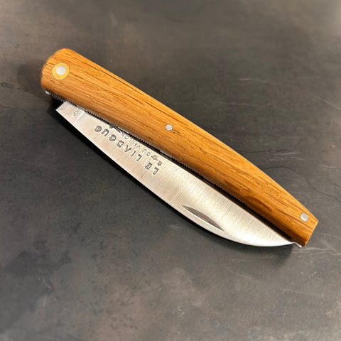 Petit Liadou in Cask Oak & Chiseled Plates