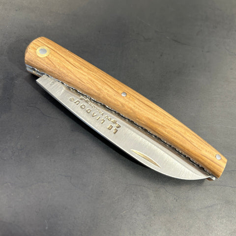 Petit Liadou in Cask Oak & Chiseled Plates