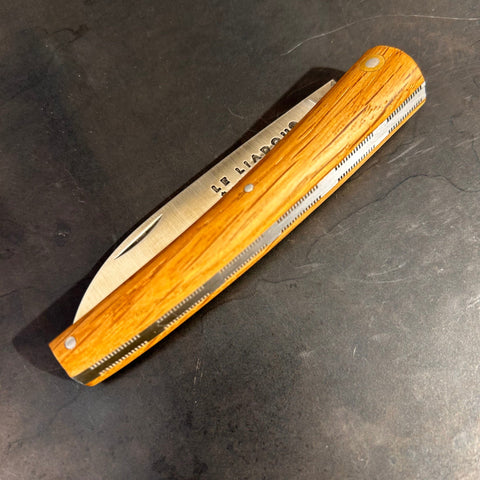 Petit Liadou in Cask Oak & Chiseled Plates