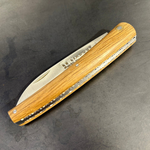 Petit Liadou in Cask Oak & Chiseled Plates