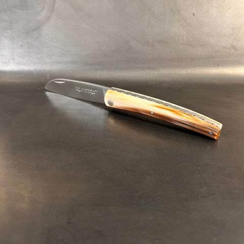 Petit Liadou in marbled Horn Tip & Chiseled Plates