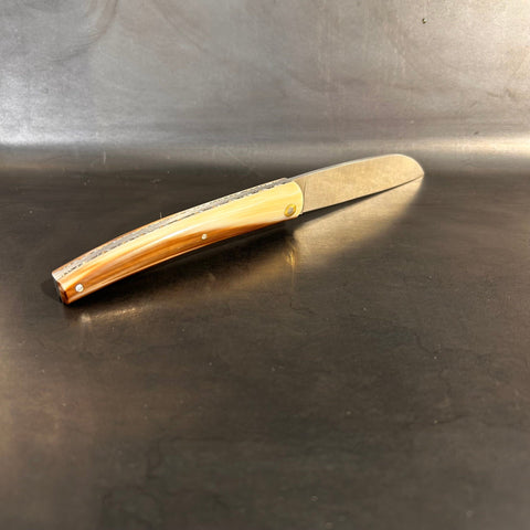 Petit Liadou in marbled Horn Tip & Chiseled Plates