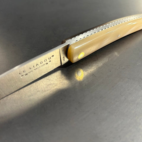 Petit Liadou in marbled Horn Tip & Chiseled Plates