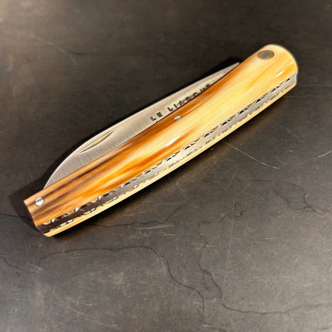 Petit Liadou in marbled Horn Tip & Chiseled Plates