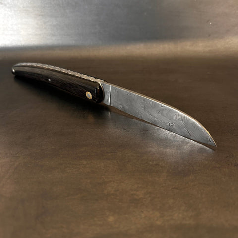 Petit Liadou Exception in Juniper Burl & Damascus Blade