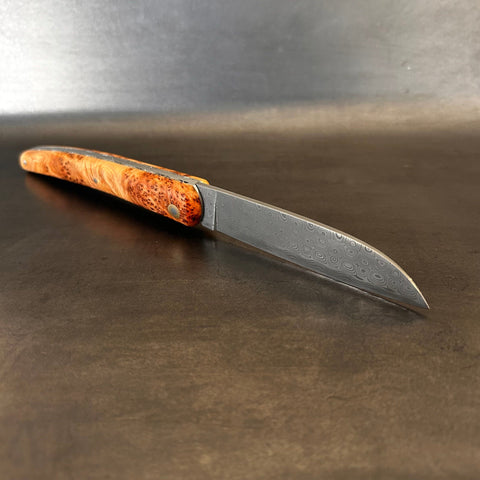 Petit Liadou Exception in Juniper Burl & Damascus Blade