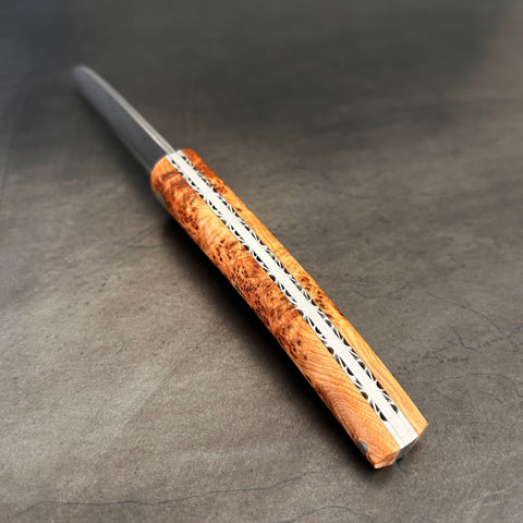 Petit Liadou Exception in Juniper Burl & Damascus Blade