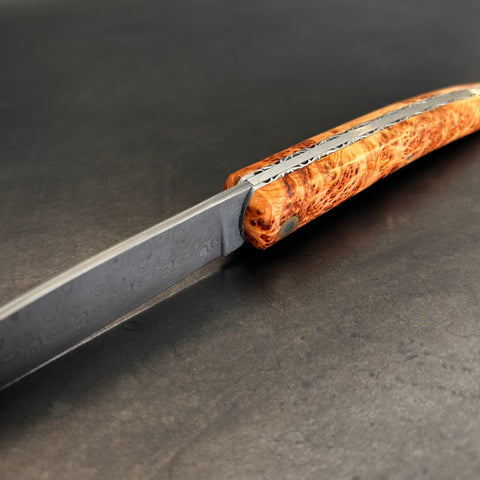 Petit Liadou Exception in Juniper Burl & Damascus Blade
