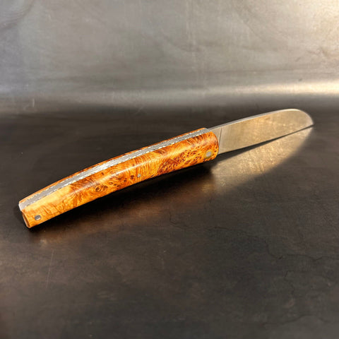 Petit Liadou in Juniper & Chiseled Plates