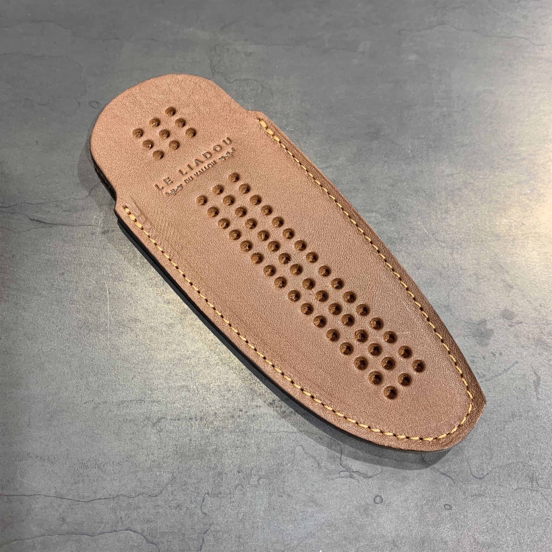 Fourreau couteau de poche cuir TOURBON 4 lame fixe protection ceinture Fourreau couteau de poche cuir TOURBON 4 lame fixe protection ceinture